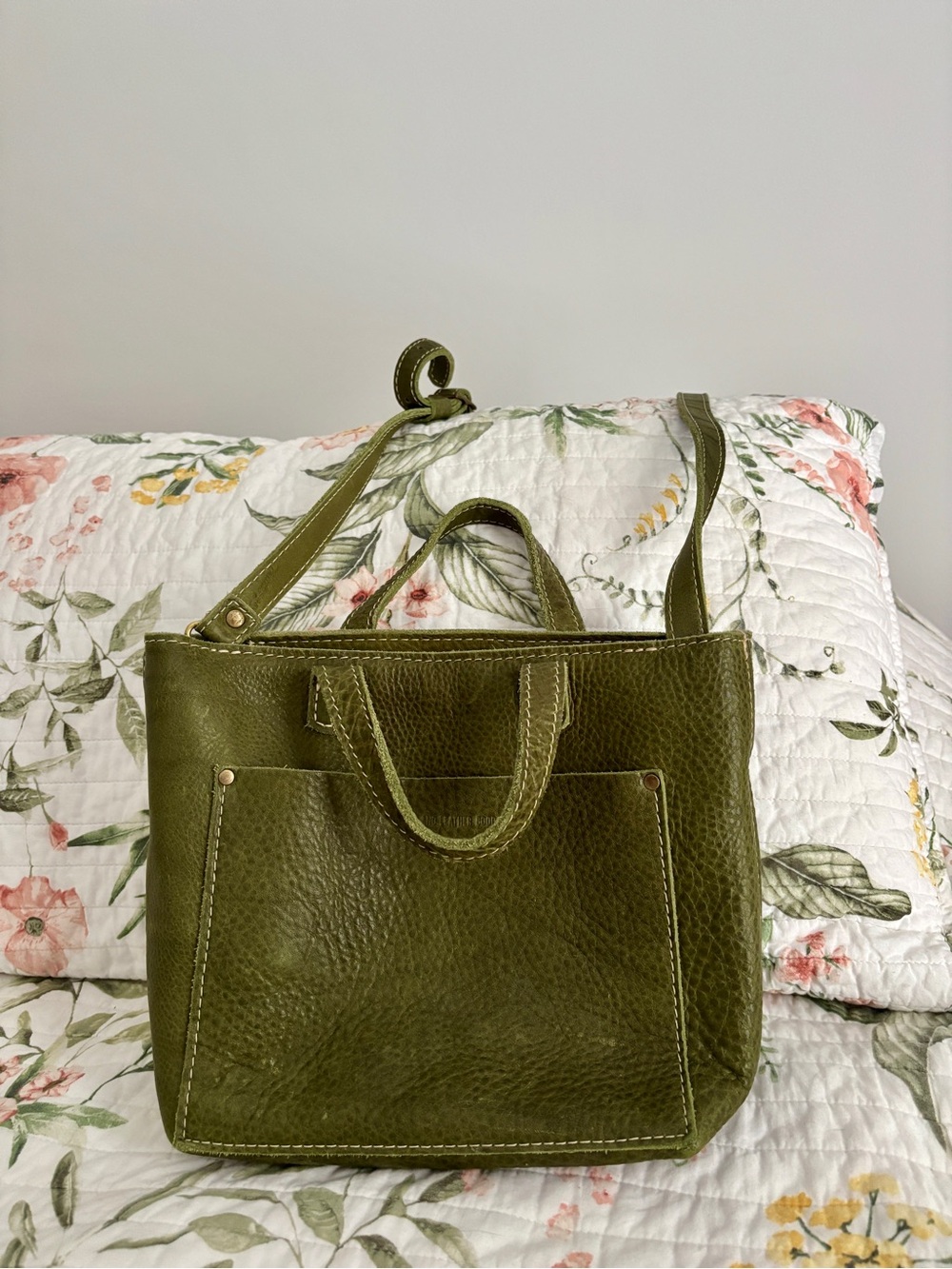 Portland Leather Goods Kiwi Pebbled Leather Mini Crossbody With Zipper